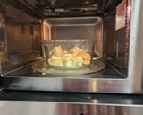 Foto del paso 2 de la receta: Turrón de chocolate blanco relleno de Lotus