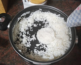 Foto del paso 2 de la receta: Milhojas de arroz blanco, tortilla francesa y jamón de pavo