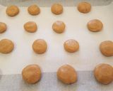 A picture of step 4 of Amaretti biscuits.