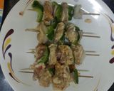 A picture of step 2 of Methi chicken tikka kabab.