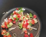 Foto del paso 4 de la receta: Patatas con sepia y gambas