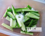 涼拌梅香蘋果小黃瓜的食譜步驟4照片