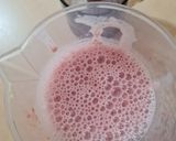 Foto del paso 2 de la receta: Licuado de banana y frutillas 🍌 🍓 sin endulzar