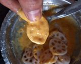 A picture of step 2 of Lotus Stem Pakoda.