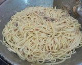 Foto langkah ke 4 dari resep Spaghetti Carbonara.