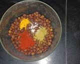 A picture of step 1 of Chana Puri Chat.