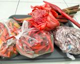 Foto langkah ke 1 dari resep Sambel baby cumi asin kecombrang.