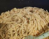 Foto del paso 5 de la receta: Tallarines con gambas al ajillo