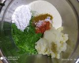 A picture of step 4 of Spinach corn pea cheese baked balls.