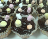 Foto del paso 5 de la receta: Cupcakes de vainilla con frosting de chocolate