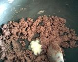 A picture of step 1 of Ragi kae laddu.