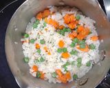 A picture of step 2 of Zaatar rice pilaf.
