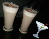 A picture of step 4 of Milo and Banana milkshake.