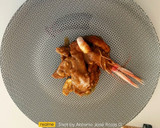 Foto del paso 6 de la receta: Conejo guisado con cigalas
