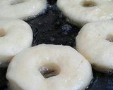 Foto langkah ke 6 dari resep Donat Empuk Tanpa Kentang.