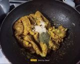 A picture of step 5 of Bread Pakoda.