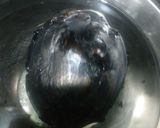 A picture of step 2 of Baingan bharta.