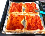 A picture of step 2 of Easy Tasty Ham Pizza Toast.