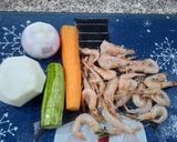 Une image de l'étape 1 de Soupe de crevette 🦐.