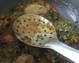 A picture of step 4 of Paneer Makhan Palak.