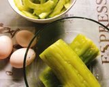 รูปขั้นตอนการทำที่ 1 ของ มะระผัดไข่