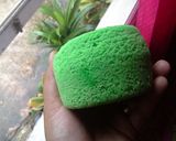 Foto langkah ke 6 dari resep Bolu pandan kukus irit 2 telur.