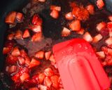 સ્ટ્રોબેરી ડેસર્ટ(Strawberry Dessert Recipe in Gujarati) રેસીપી સ્ટેપ2ફોટો