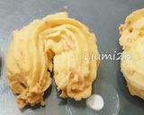 Foto langkah ke 10 dari resep Kue Sagu Keju super renyah enak.