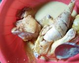 Foto langkah ke 3 dari resep Ayam kampung masak ala KFC...