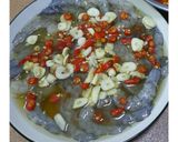 รูปขั้นตอนการทำที่ 3 ของ กุ้งดองน้ำปลา