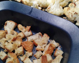 Foto del paso 5 de la receta: Ensalada de coliflor al curry con restos de pan