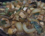 Foto langkah ke 4 dari resep Oseng kikil cabe ijo.