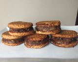Foto del paso 6 de la receta: Alfajores veganos de avena con dulce de dátil