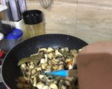 A picture of step 4 of Garlic Mushrooms Green Peas and Sweet-Corn Fried Rice.