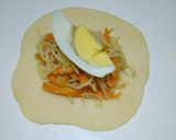 Foto langkah ke 7 dari resep Pastel Renyah isi Bihun & Wortel.