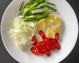 Hình bước làm 3 của món Cá hồi ngâm tương