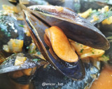 Foto del paso 7 de la receta: Mejillón gallego con sofrito mediterráneo