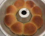 Foto langkah ke 4 dari resep Roti sobek.