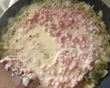 Sonkás tejszínes tepsis krumpli recept fázis 2 fotója