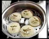 சத்தான கருப்பு உளுந்து இனிப்பு இட்லி (Karuppu ulunthu inippu idli recipe in tamil) ரெசிபி ஸ்டேப் 3 புகைப்படம்