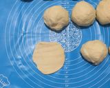Foto langkah ke 8 dari resep Roti Sobek.