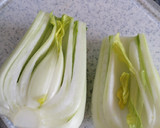 Foto del paso 1 de la receta: Potaje de garbanzos y bacalao al curry con pak Choi