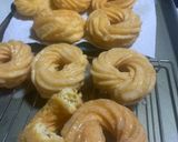Foto langkah ke 8 dari resep French Crullers Doughnuts.