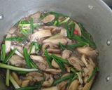 Hình bước làm 4 của món Nấm xào chay 🍄🍄🍄