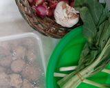 Foto langkah ke 1 dari resep Bakso kuah bening dan seger.