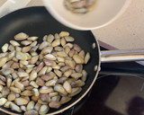 Foto del paso 7 de la receta: Coquinas a la marinera
