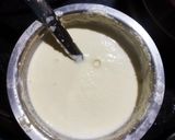 A picture of step 3 of Cheese Chutney Chilla.