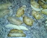 A picture of step 1 of Paprika Potato Wedges.