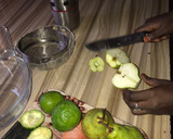 A picture of step 3 of Pear lemonade.
