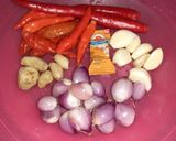 Foto langkah ke 2 dari resep Urab Sayur Pedas.